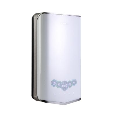 Aquecedor de água instantâneo com tela sensível ao toque e controle por voz para cozinha.